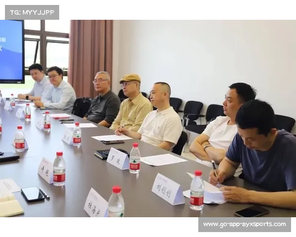 游泳运动员陆上力量训练创新探讨 核心稳定性成为提升关键 游泳运动员陆上力量训练创新探讨 核心稳定性成为提升关键